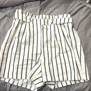 Express Midi Extreme high rise shorts with elastic waist. Size S. Worn once.